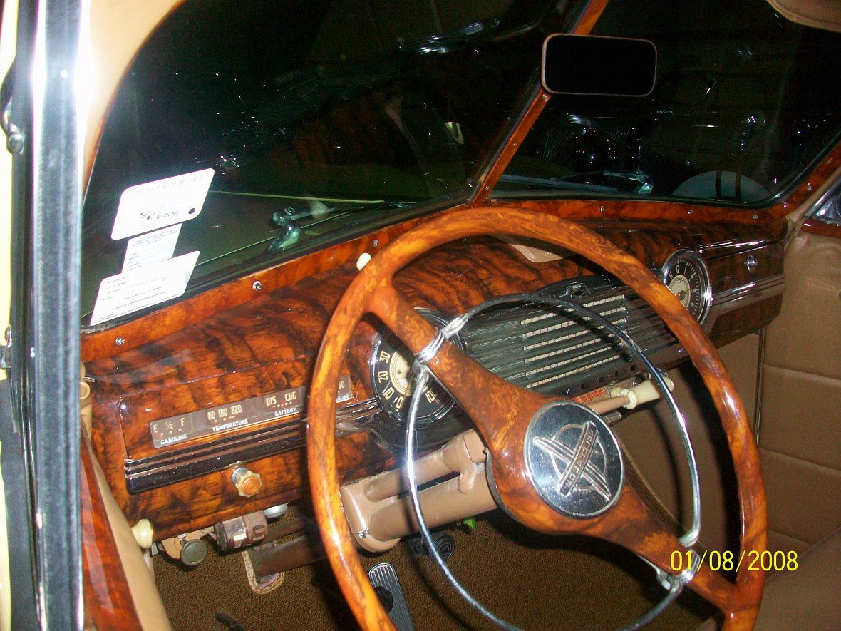 Woodgrain Dashboard